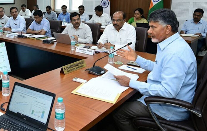 సాగునీటి ప్రాజెక్టులపై సీఎం స‌మీక్షా